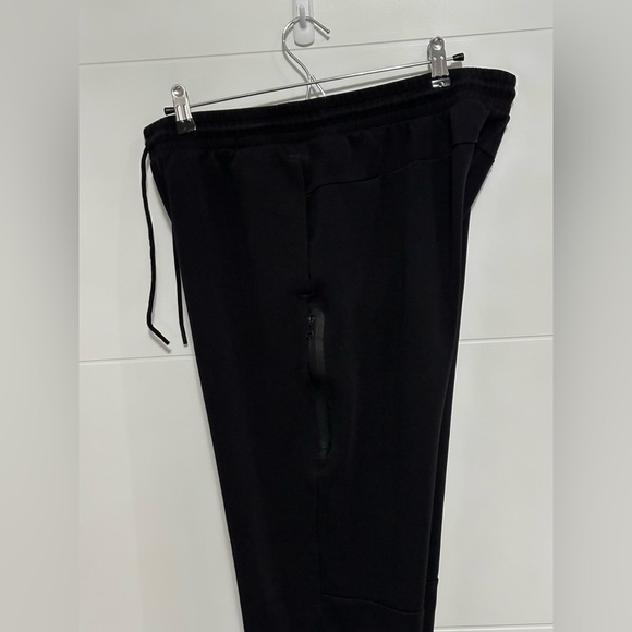 Old Navy: Men’s Dynamic Fleece Jogger Pants- Size Large - Picture 7 of 9